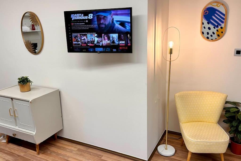 La Fresque D'Heloise - Appartement 1 Chambre 2 Lits Doubles Peruwelz Экстерьер фото